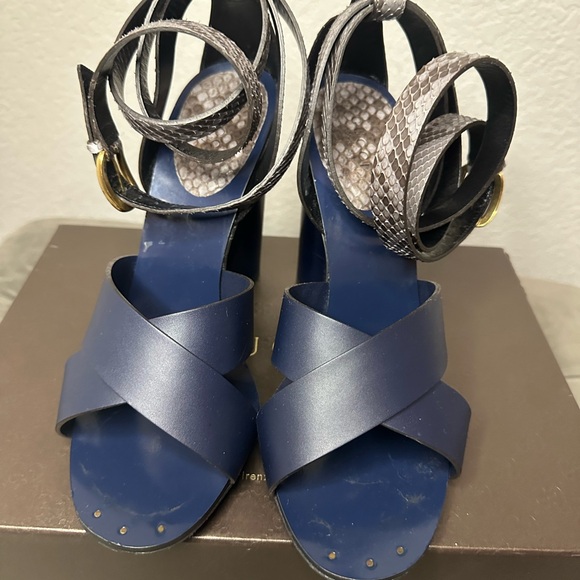 GUCCI platform sandals, Navy blue with snake skin ankle straps, Size 39 - Picture 4 of 11